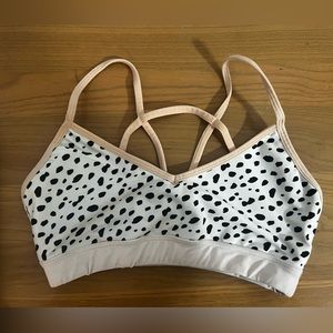 White Fox Active X Sarah’s Day speckled Sports Bra